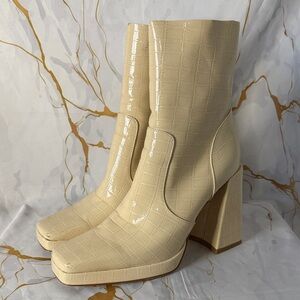 Elegant Cream Croc-Embossed Ankle Boots